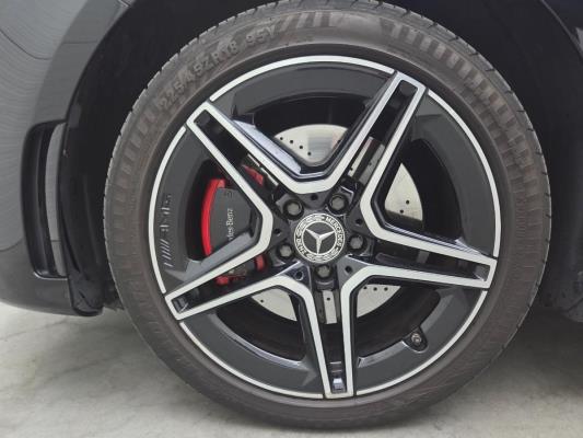 Mercedes-Benz A-klasse 250 e Business Solution AMG Limited 160 pk 2021, N-044-HS