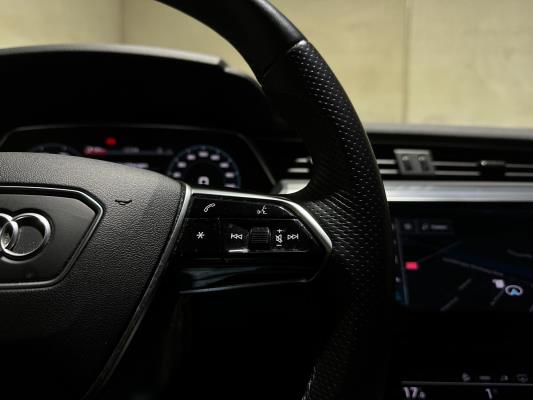Audi e-tron 55 Quattro S Edition 95 kWh 408pk 2022 (Origineel-NL+1e eigenaar), R-708-BR