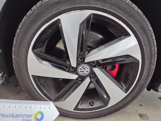 Volkswagen Polo GTI 2.0 TSI 200pk 2018, R-943-GD