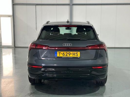 Audi Q8 e-tron 50 quattro Advanced Edition 95 kWh 340pk 2023 (Origineel-NL), T-629-HS