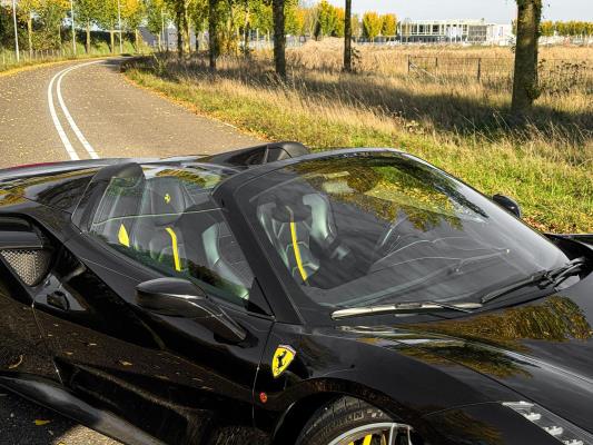 Ferrari 488 Spider HELE 3.9 V8 -Full Carbon- 670pk 2018, GFG-98-P

