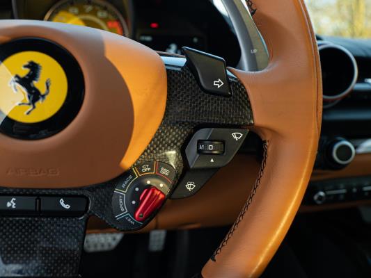 Ferrari 812 Superfast 6.5 V12 HELE -CARBON- 796pk 2020