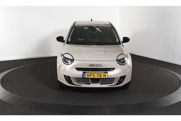 Fiat 600 Hybrid Urban 1.2 100pk 2025 (Origineel-NL), HPS-78-N