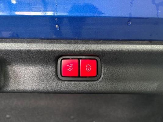 Mercedes-Benz EQE350 Luxury Line 89 kWh 292pk 2022 (Origineel-NL), R-484-LP