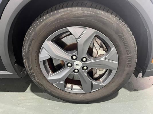 Ford Mustang Mach-E RWD 75 kWh 269pk 2021 (Origineel-NL), N-605-LN