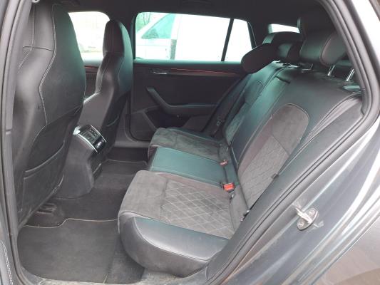 Skoda Superb Combi 1.5 TSI ACT Limited Sportline Business 150 pk 2023, S-466-PR