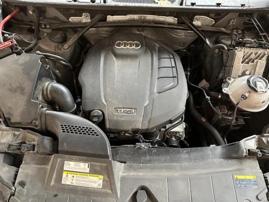 Audi Q5 2.0 TFSI Quattro Sport S Line Black Edition 252pk 2018 (Origineel-NL + 1e Eigenaar), TT-931-B