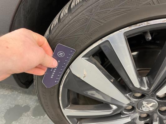 Peugeot 3008 GT Line 1.2 PureTech 131pk 2019 (Origineel-NL), G-803-KN