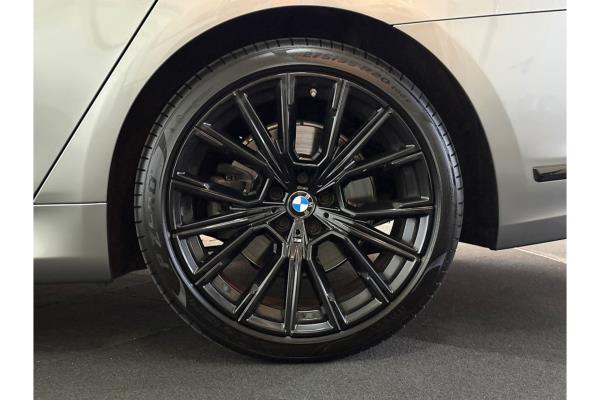 BMW 745e High Executive 398pk 2020 7-Serie, K-406-DX
