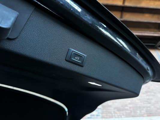 Audi e-tron Sportback 55 quattro edition 95 kWh 408pk 2020 (Origineel-NL+1e eigenaar), K-470-GB