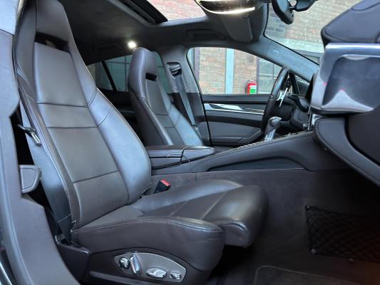 Porsche Panamera Turbo 4.8 V8 500pk 2009 Sport-Chrono, N-110-LT
