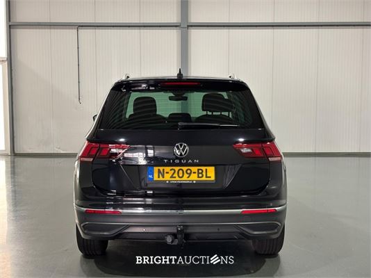 Volkswagen Tiguan Life Business 1.5 TSI 150pk 2021 (Origineel-NL), N-209-BL