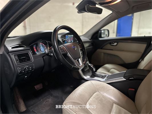Volvo XC70 2.0 D4 FWD Momentum 181pk 2014 (Origineel-NL) Automaat, 2-XLB-00