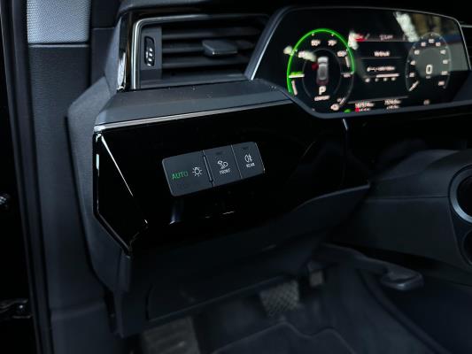 Audi e-tron Sportback 55 quattro edition 95 kWh 408pk 2020 (Origineel-NL+1e eigenaar), K-470-GB