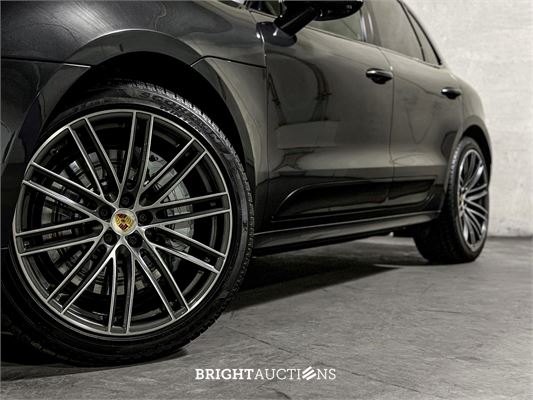 Porsche Macan Turbo 2.9 V6 441pk 2020, J-177-TT