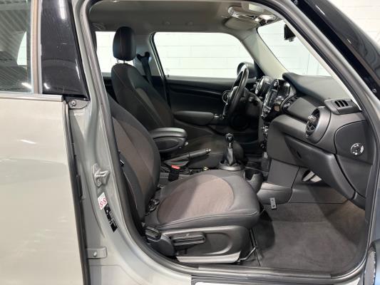 MINI Mini One Business Edition 1.5 102pk 2020 (Origineel-NL), H-423-VS