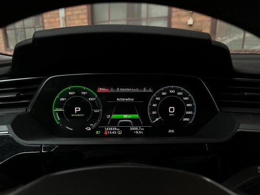 Audi e-tron 55 quattro Business edition 95 kWh 408pk 2020 (Origineel-NL+1e eigenaar), K-611-KJ