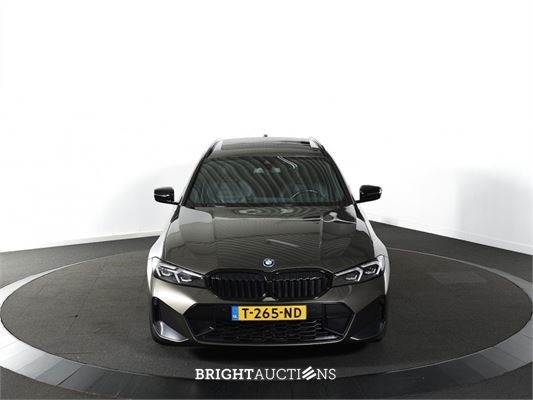 BMW 330e Touring 292pk 2023 (Origineel-NL) 3-Serie, T-265-ND
