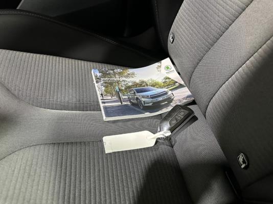 Škoda Enyaq 60 179pk 2021 (Origineel-NL), L-578-HR