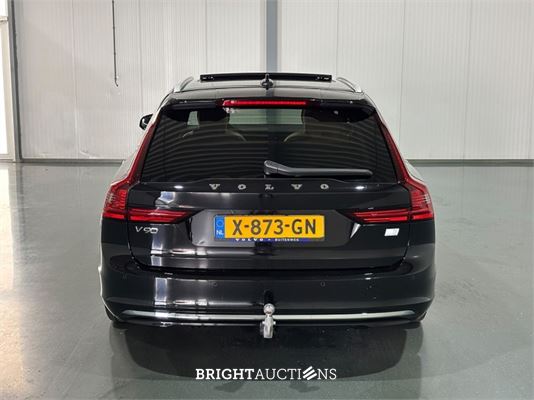 Volvo V90 T6 Plug-in Hybrid Ultimate Bright 2.0 AWD 398pk 2023 (Origineel-NL), X-873-GN