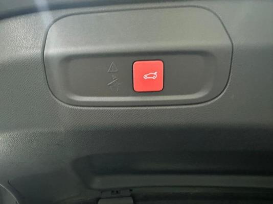 Peugeot 408 1.2 PureTech GT 130 131hp 2023 (Origineel-NL), X-095-FN