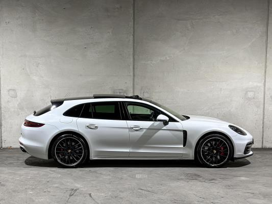 Porsche Panamera Sport Turismo  4 E-Hybrid 2.9 V6 462pk 2018, L-703-KR
