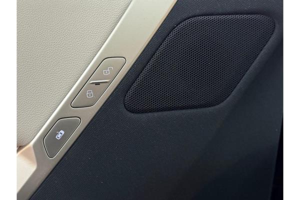 BMW iX 40 Executive xDrive 77 kWh 326pk 2024 (Origineel-NL), GBL-15-V