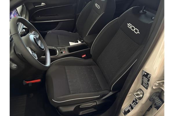 Fiat 600 Hybrid Urban 1.2 100pk 2025 (Origineel-NL), HPS-78-N