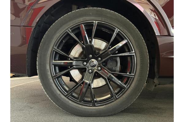 Audi Q8 55 S Edition Quattro 115 kWh 408pk 2023 (Origineel-NL), X-750-HL