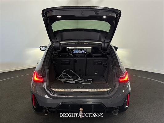 BMW 320e Touring M Sport 272pk 2022 (Origineel-NL) 3-Serie, R-267-NT