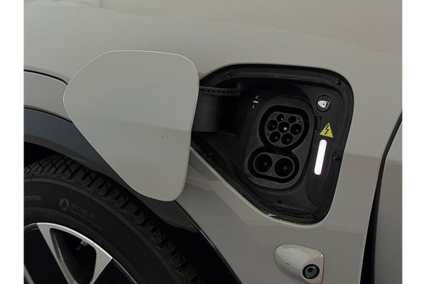 Lotus Eletre EDS 450 4WD 112 kWh 2023 (Origineel-NL), X-425-NF