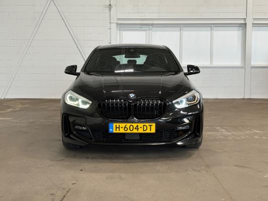BMW 118i 1-serie Executive Edition 140pk 2020 (Origineel-NL) 1-Serie, H-604-DT