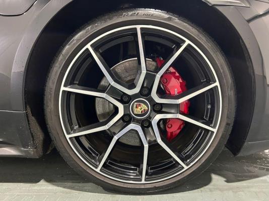 Porsche Taycan Performance Plus 93 kWh 381pk 2023, S-120-GD