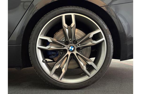 BMW M550d xDrive 5 Serie High Executive 399pk 2019 5-Serie, R-967-HZ