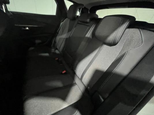 Peugeot 3008 Allure Pack Business 1.2 PureTech 131pk 2022 (Origineel-NL), P-263-PS