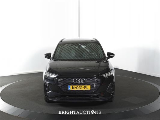 Audi Q4 50 Launch edition S Competition Quattro 77 kWh 2021 (Origineel-NL), N-031-PL