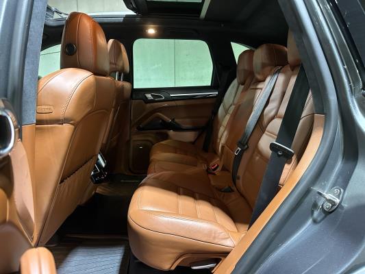 Porsche Cayenne Turbo 4.8 V8 520pk 2017 Sport-Chrono
