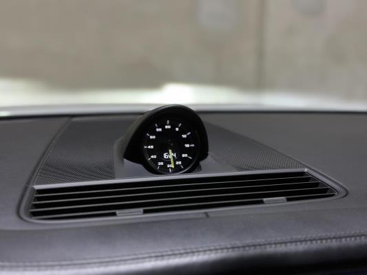 Porsche Panamera Sport Turismo  4 E-Hybrid 2.9 V6 462pk 2018, L-703-KR