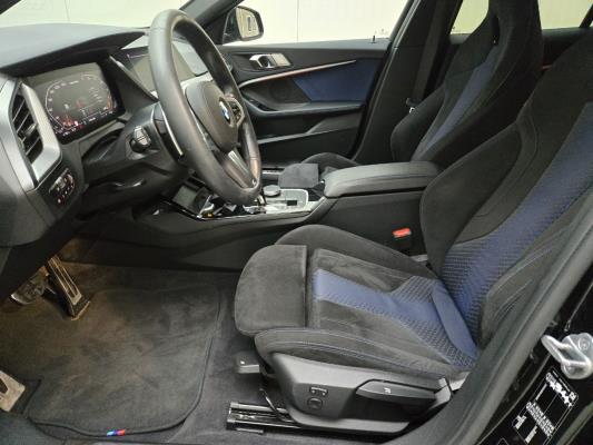 BMW M135i xDrive 1-serie High Executive 306pk 2020 1-Serie, K-121-DN