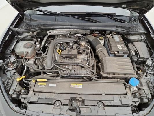 SEAT Leon FR ST Business Intense 1.0 TSI 110pk 2022 (Origineel-NL), R-319-NB