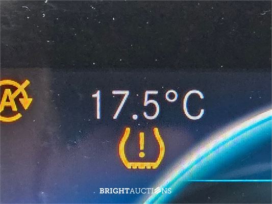 Mercedes-Benz B180d Launch Edition Premium 116pk 2019 B-klasse, L-741-HP