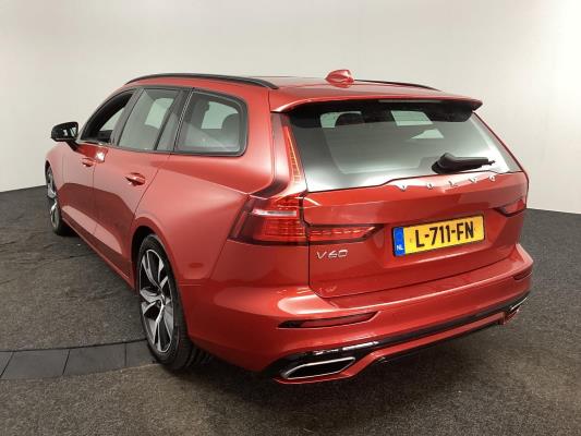 Volvo V60 B3 R-Design 2.0 163pk 2021 (Origineel-NL), L-711-FN