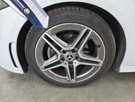 Mercedes-Benz A200 Premium Plus 163pk 2019 A-klasse, R-076-GG