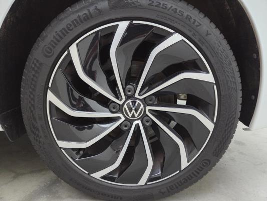 Volkswagen Golf Life 1.5 TSI 131pk 2020 (Origineel-NL), J-437-KF