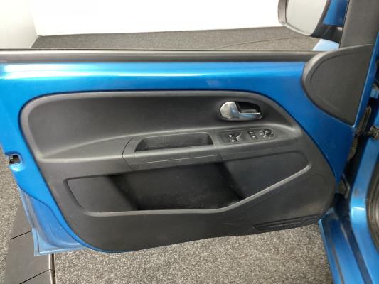 Volkswagen up! BMT move up! 1.0 60pk 2017 (Origineel-NL), KT-455-T