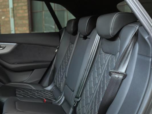 Audi Q8 55 TFSIe Quattro 3.0 V6 S-Line -NIEUW- 394PK 2025 Plug-In Hybrid (Fabrieksgarantie)