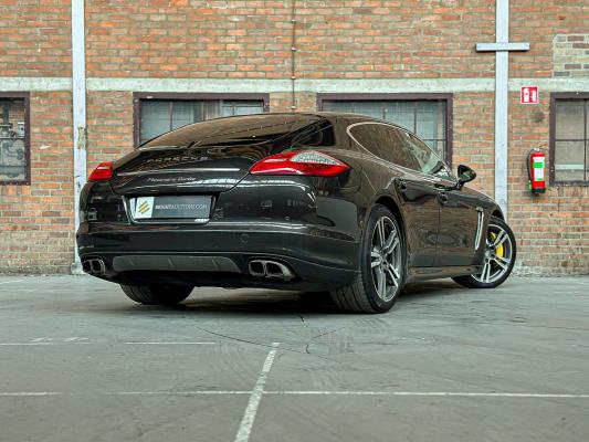 Porsche Panamera Turbo 4.8 V8 500pk 2009 Sport-Chrono, N-110-LT