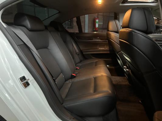 BMW ActiveHybrid7 F04 4.4 V8 465pk 2011 F04 Youngtimer