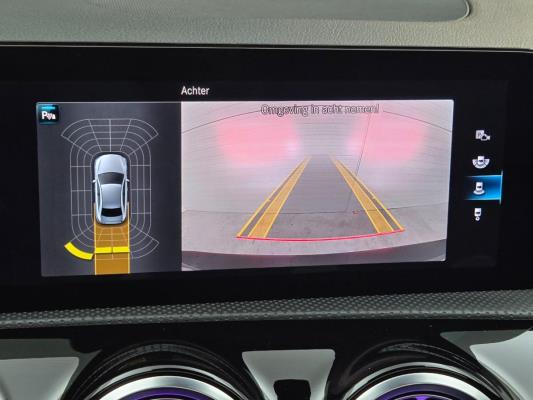 Mercedes-Benz A-klasse 250 e Business Solution AMG Limited 160 pk 2021, N-044-HS