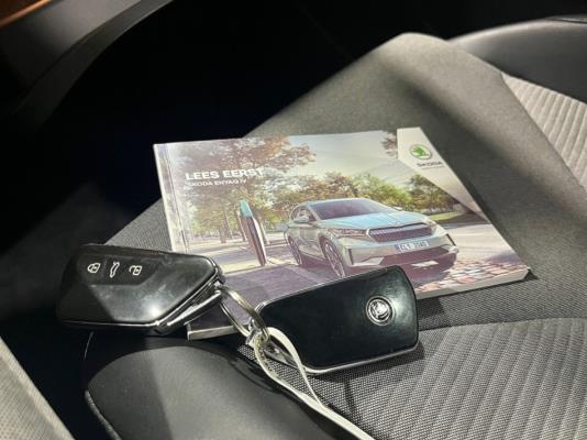 Škoda Enyaq 204pk 2022 (Origineel-NL), P-876-JX